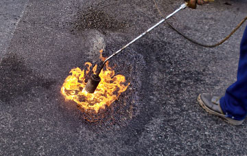 Kirton End flat roofing repairs